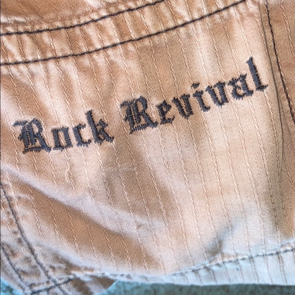 Men’s Rock Revival Cargo Shorts Size 29/23